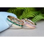 14K FEHÉR ÉS ROZÉ ARANY KARIKAGYŰRŰ PÁR - ZÖLD ÉS RÓZSASZÍN OPÁL BERAKÁSSAL