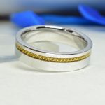 14K FEHÉR ÉS 14K SÁRGA ARANY LÁNC DÍSZÍTÉSES KARIKAGYŰRŰ PÁR