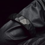 Fazettált fekete damaszkuszi acél karikagyűrű