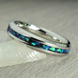   Nemesacél gyűrű, fekete turmalinnal, óceánkék és lila opál berakással, 4 mm