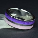 Nemesacél karikagyűrű, ametiszt és pink opál/ rózsakvarc berakással