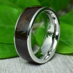 Nemesacél gyűrű, blackwood fa berakással