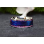 Nemesacél karikagyűrű orchidea opál és kék&lila színezetű nyírfa berakással